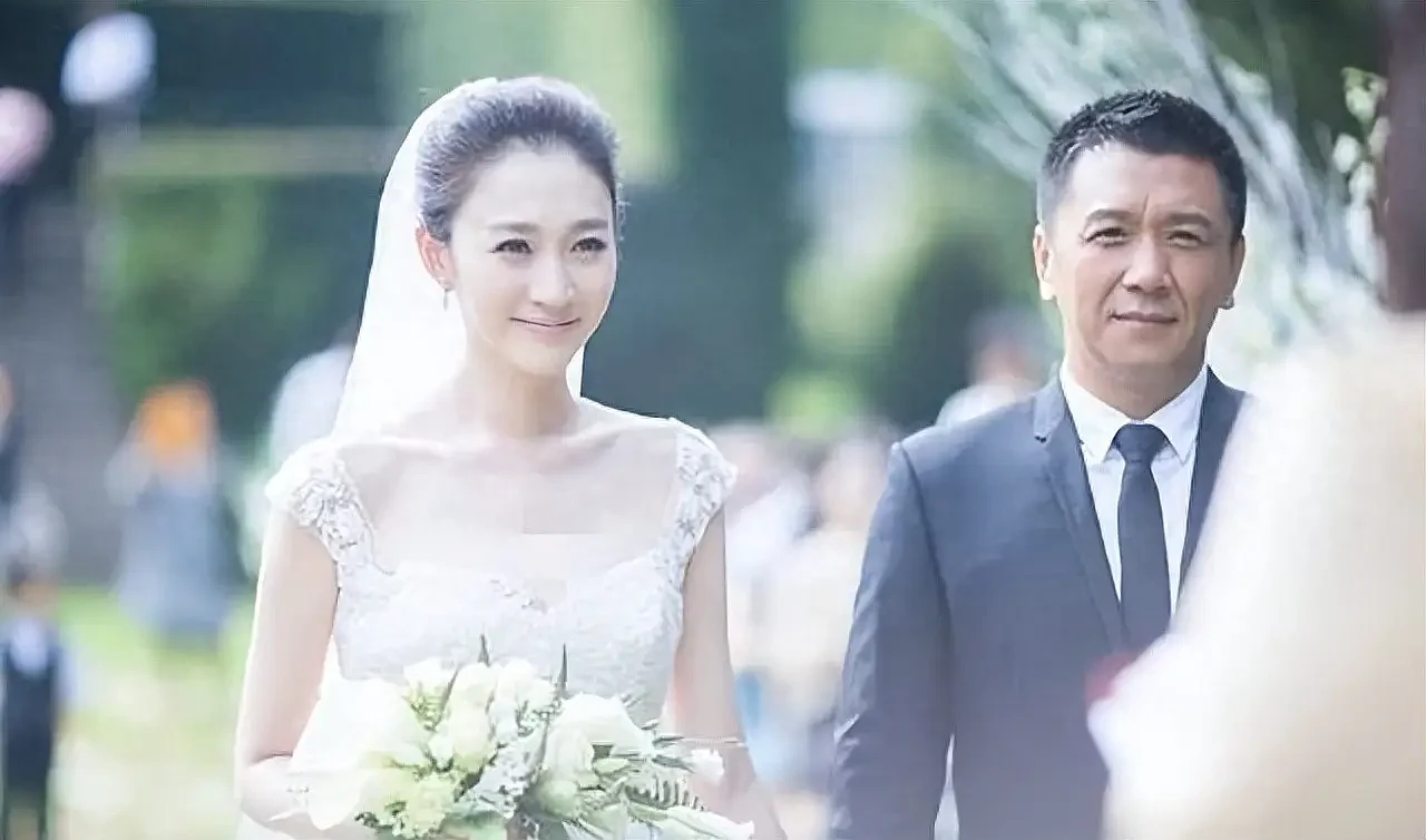 曝李小冉已离婚，知情者透露离婚原因，已分居两年 - 1