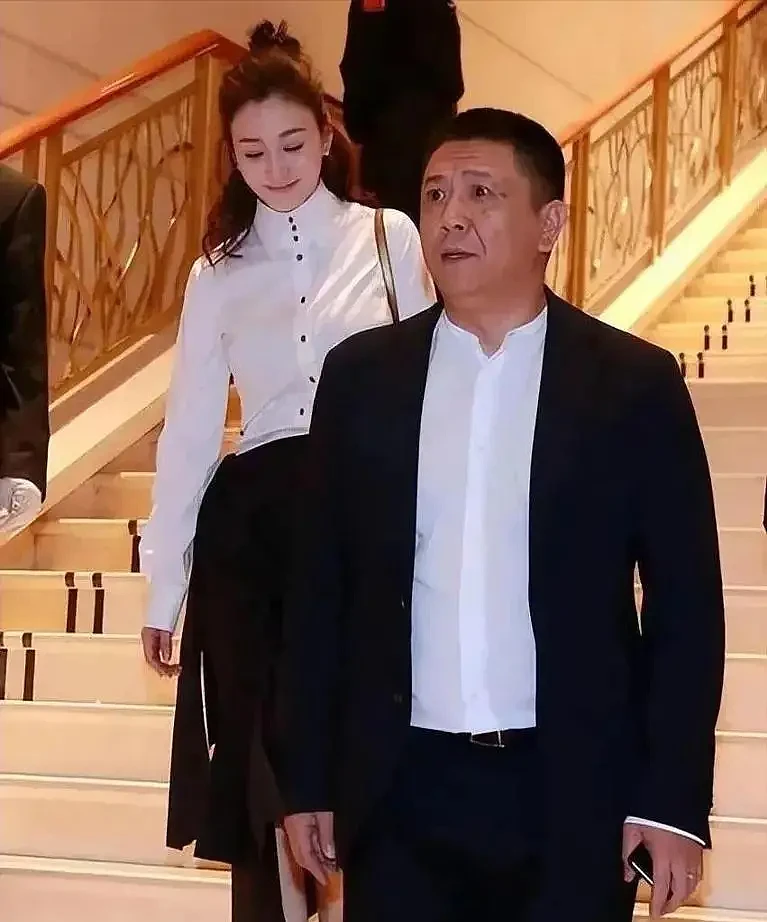 曝李小冉已离婚，知情者透露离婚原因，已分居两年 - 4
