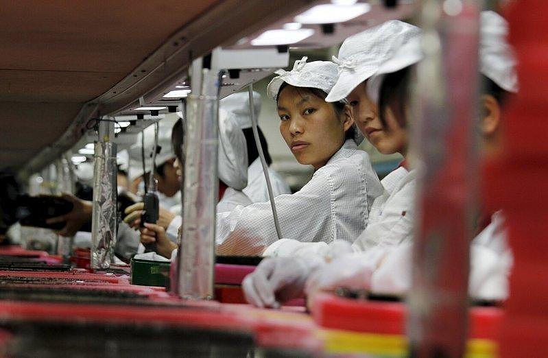 美国“去中国化”代价多大?研究报告:未来25年需投入13.7兆美元(图) - 1
