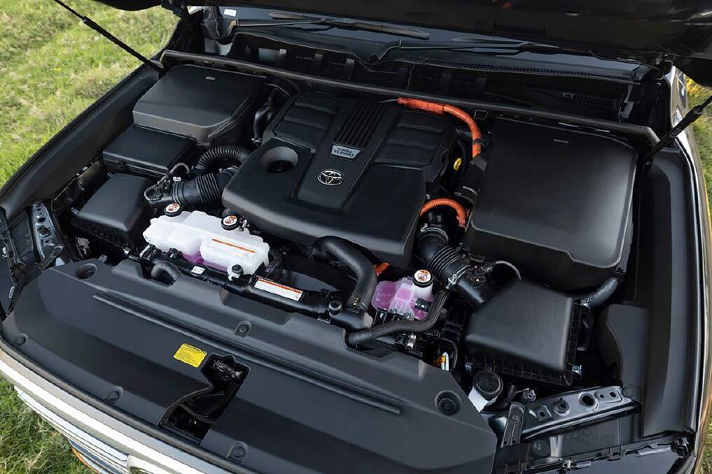 LandCruiser 300混合动力实测:动力更强,续航少255公里 - 2