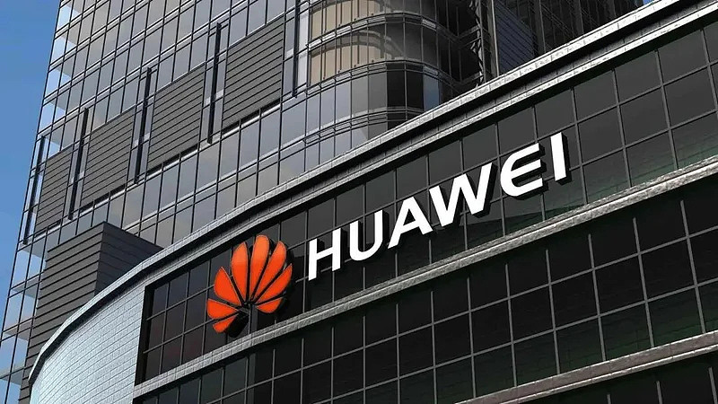 华为实习生月薪过万!免费夜宵管够,网友吵翻 - 3