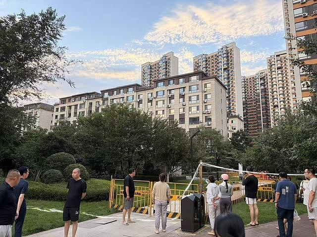 沈阳一小区地库突发塌陷，业主称不敢再住希望退房款 - 7