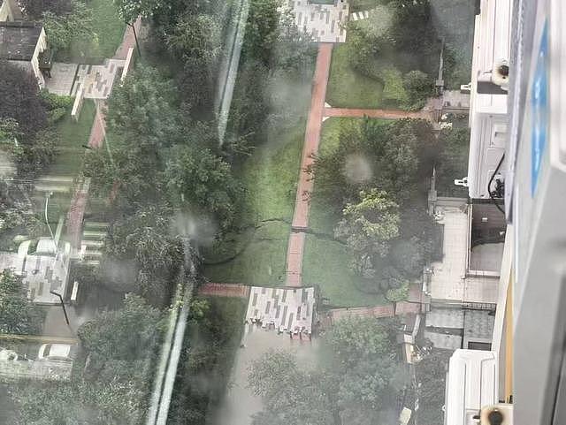 沈阳一小区地库突发塌陷，业主称不敢再住希望退房款 - 8