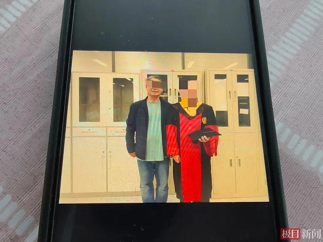 教师带薪脱产读博6年，答辩前脑出血倒在宿舍，妻子申请工亡被拒 - 3