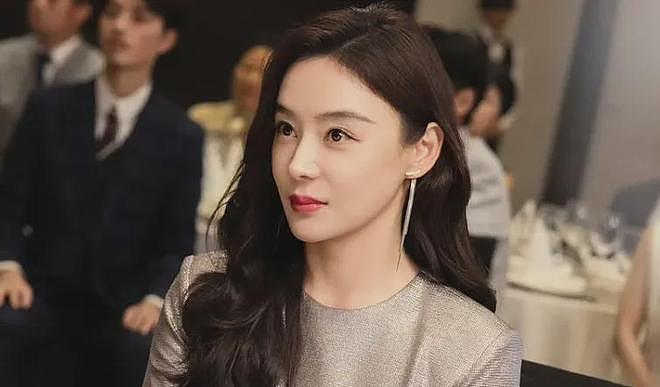 李小璐直播承认无戏可拍，昔日金马影后星途陨落令人唏嘘 - 20