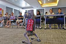 AI冲击就业：中国1270万毕业生遭遇史上最难就业季