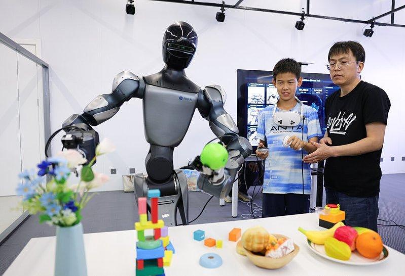 AI冲击就业:中国1270万毕业生遭遇史上最难就业季 - 2