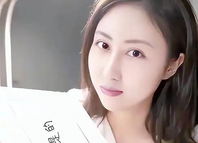 74岁贾平凹晚节不保!多重糗事被扒,网友:什么鸡下什么蛋!(组图) - 3