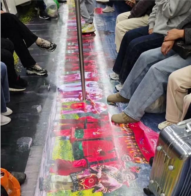 深圳地铁“辣眼睛”广告引众怒,被批比椰树更炸裂 - 22