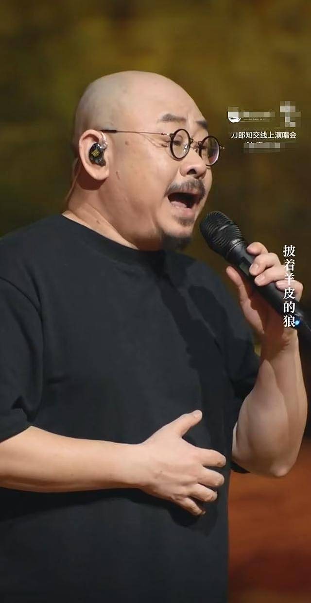 抛下40天女儿与人私奔,刀郎前妻见夫爆红找上门(组图) - 16