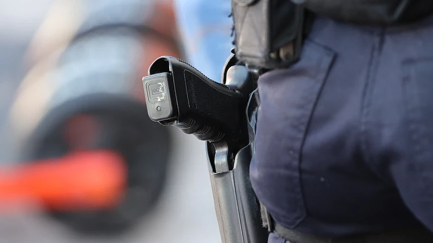 试图拦截被盗车辆,澳警方连开2枪!内部展开调查(图) - 1