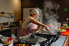 澳洲隐藏美食！无官网无外卖，这家韩式小店仅靠“口口相传”，$16吃到扶墙出（组图）
