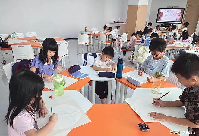泪崩了!广州一工厂通知,员工在暑假可带孩子上班,将统一安排并提供中餐(组图) - 4