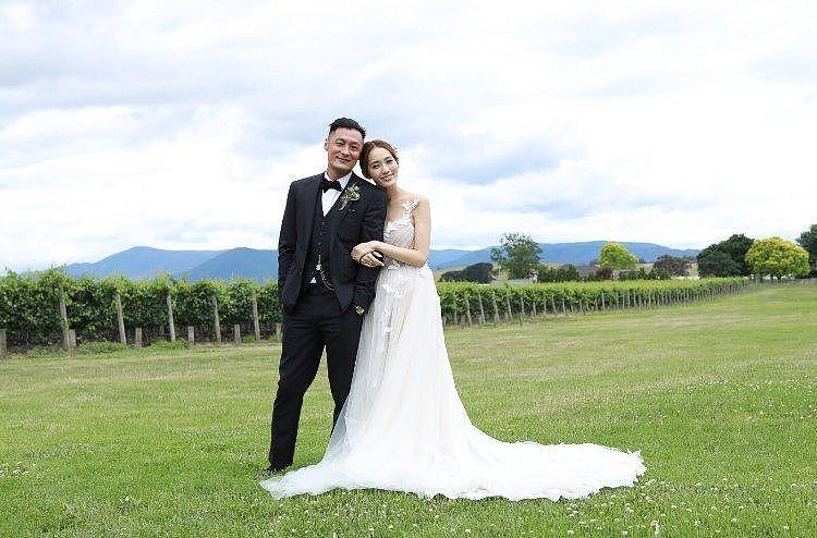 余文乐宣布离婚结束九年婚姻,前妻为台湾皮带千金 - 1