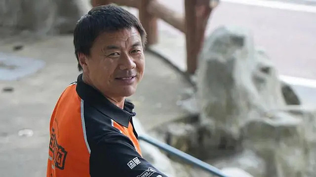 外卖骑手获中国顶级文学奖，作品灵感来自日常工作挑战（图） - 1