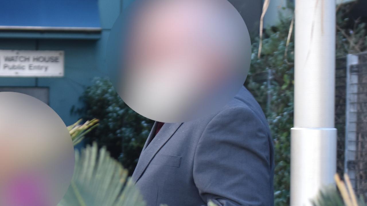 涉将幼童当做“性奴”长达10年,澳男庭上拒不认罪(组图) - 1