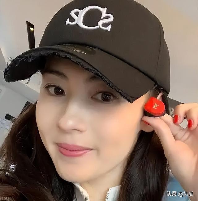 没晒合照、没发一字悼文,张柏芝却用一个举动让所有人都刮目相看 - 21