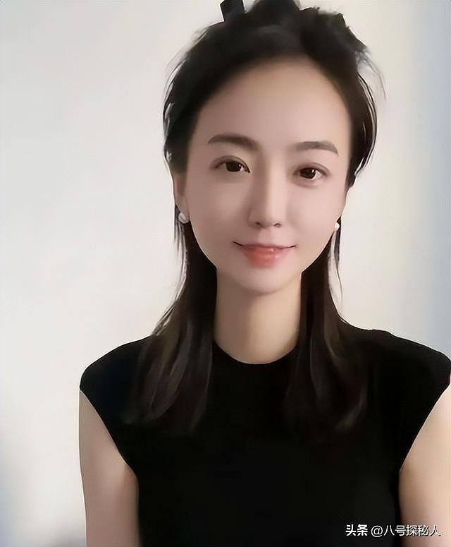 恒大歌舞团长白珊珊,在许家印被抓后,她低调嫁给了这个男人 - 25
