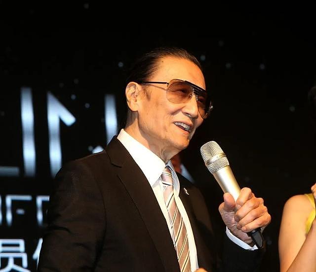 瞒不住了,谢贤死因曝光,港媒曝他火葬内幕,难怪狄波拉哭红了眼 - 10