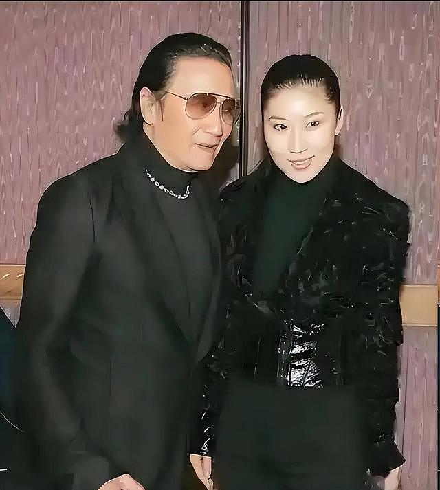 瞒不住了,谢贤死因曝光,港媒曝他火葬内幕,难怪狄波拉哭红了眼 - 16