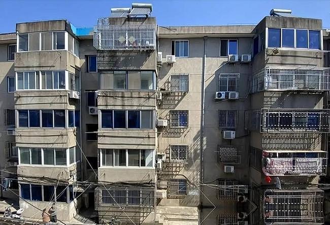 高层住宅,逐渐变成中国城市的下一个大麻烦(组图) - 7