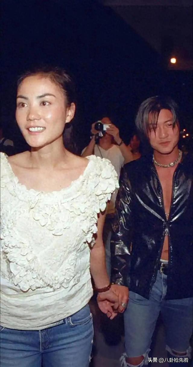同居12年无名分？谢贤离世后，王菲尴尬处境曝光，体面尽无 - 2