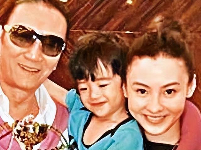谢贤被曝火葬不到72小时,发生令人担忧一幕,张柏芝私生活被扒光 - 7