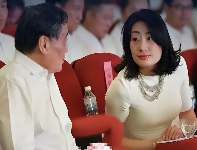 法院出手!私生子风波发酵,宗馥莉传噩耗,宗庆后这盘棋下的真大 - 2