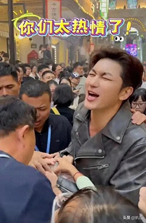 知名演员无戏可拍,在长春景区当NPC,好友已离世自己不敢再硬撑 - 1