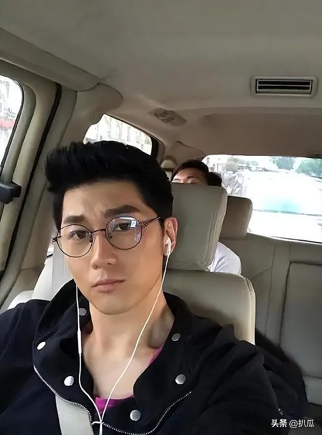 知名演员无戏可拍,在长春景区当NPC,好友已离世自己不敢再硬撑 - 13