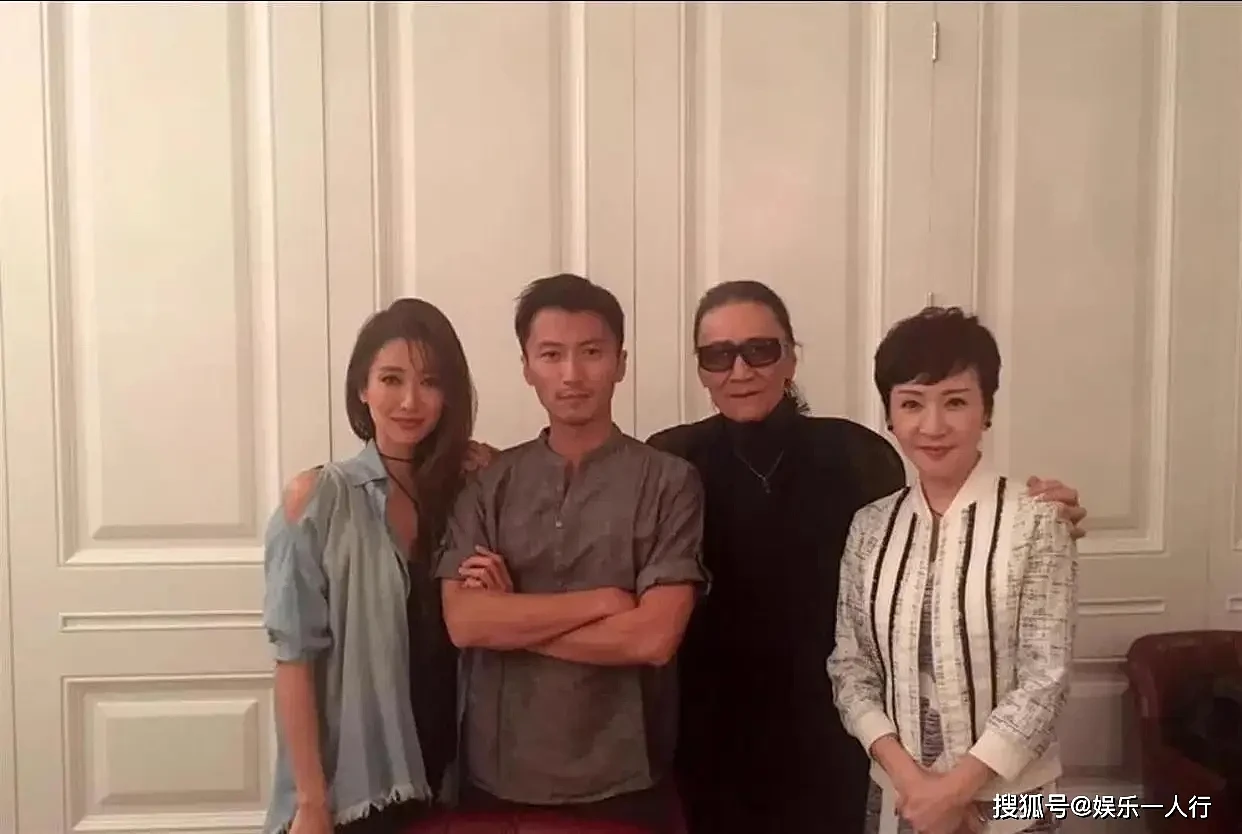 原来谢贤最宠爱的不是狄波拉，也不是甄珍，而是... - 1