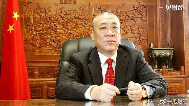 员工嫌母丢人不让她参加婚礼！河南“最爱发钱老板”怒了 - 1