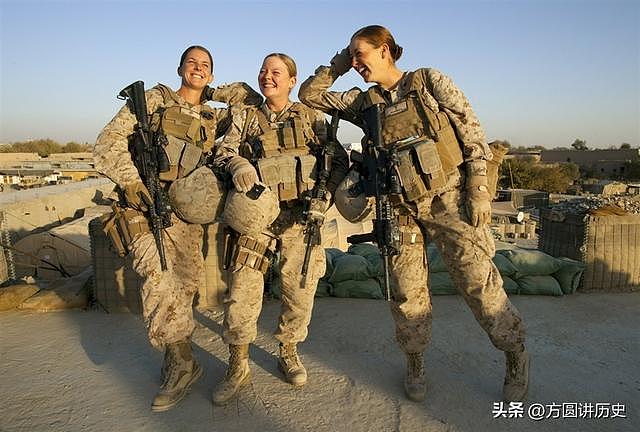 95后美军女兵不雅照疯传，金发碧眼身材丰腴，曾自拍售卖成人视频 - 2