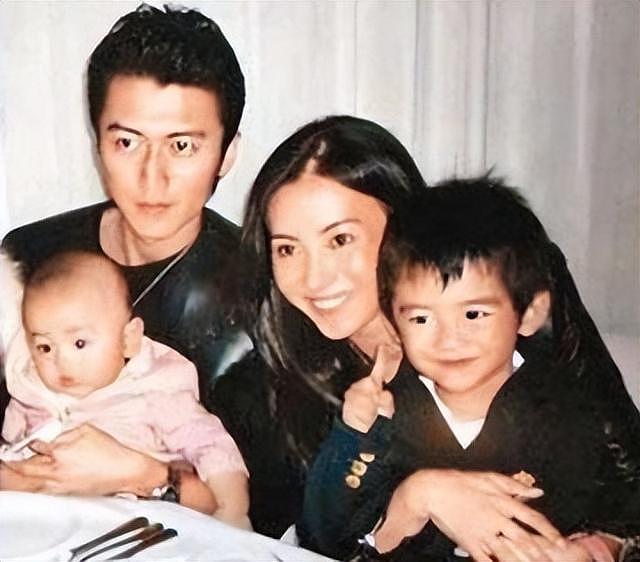 太离谱！张柏芝俩儿子被曝获巨额遗产后，生父不明的三胎承受恶意 - 14