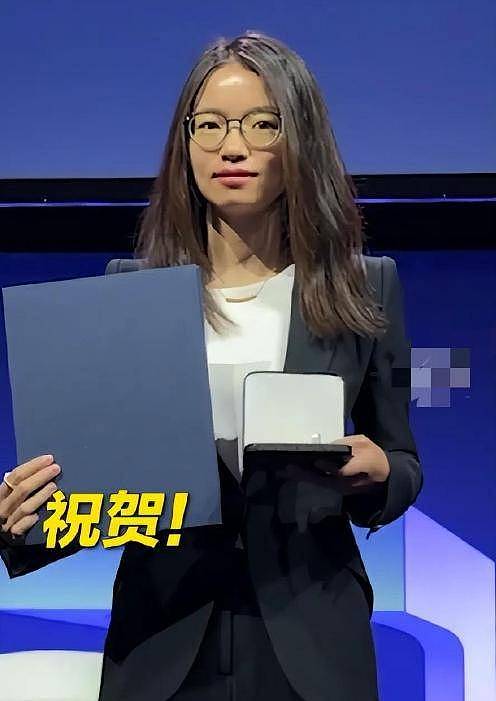 王虹得大奖不到24小时，一场大型网暴正在上演 - 2