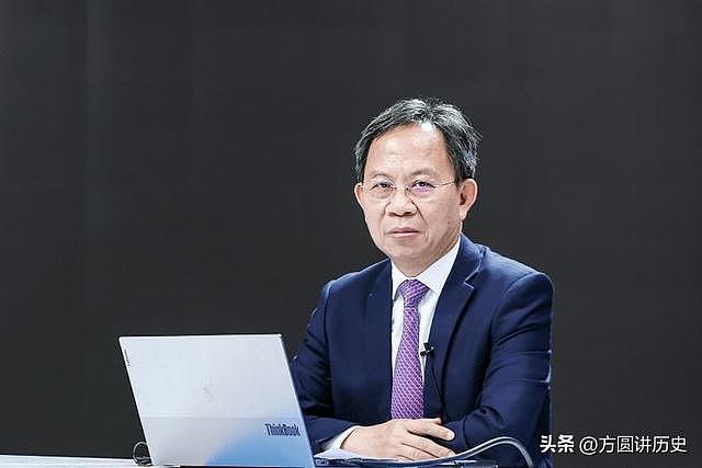 他曾因受贿、重婚罪入狱一年，出狱后洗心革面，如今名利双收 - 8