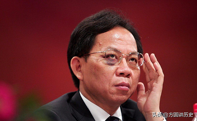 他曾因受贿、重婚罪入狱一年，出狱后洗心革面，如今名利双收 - 10