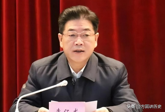 破格提拔情妇当区长,带全家敛财超千万,李亿龙到底有多贪? - 13