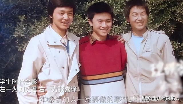 因太帅被“封杀”，太穷被老婆离婚，如今56岁重新翻红成叔圈顶流 - 4