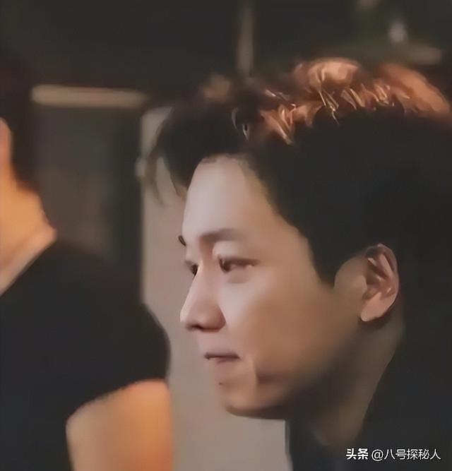 因太帅被“封杀”，太穷被老婆离婚，如今56岁重新翻红成叔圈顶流 - 11