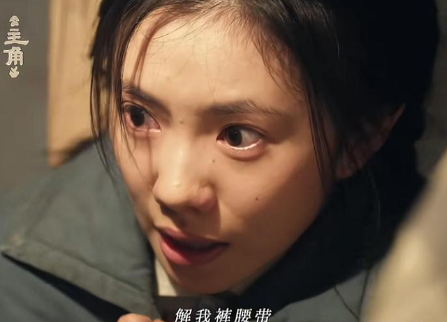 别再造神了!目不识丁、洋相百出,到底谁在纵容这群“文盲”明星 - 8