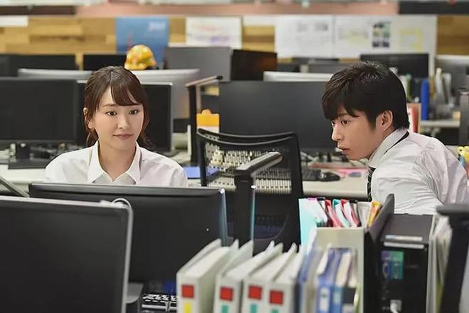 中国又一金饭碗走下神坛!曾经争抢加入银行的年轻人,如今开始排队辞职(组图) - 5