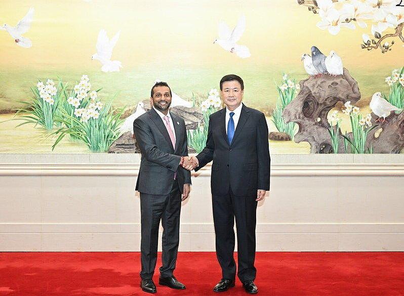 FBI局长访京会中国公安部长王小洪，谈禁毒打诈 - 1