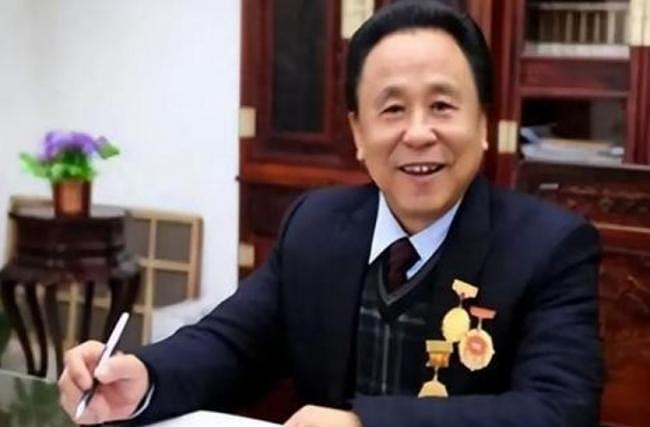 10情妇生下11私生子，75岁他还拼命生娃（组图） - 3