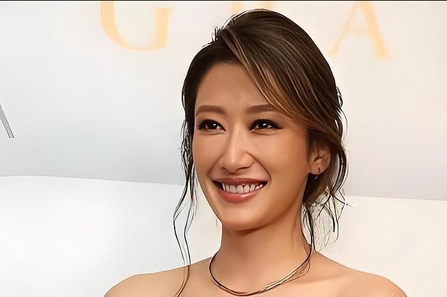 谢婷婷最大靠山曝光了，不是狄波拉也不是谢霆锋，竟是一个圈外人 - 9
