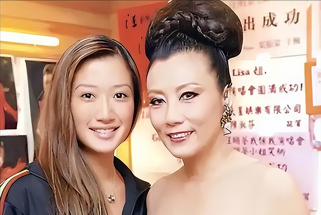 谢婷婷最大靠山曝光了，不是狄波拉也不是谢霆锋，竟是一个圈外人 - 18