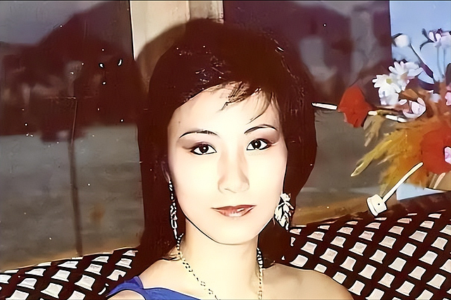 谢婷婷最大靠山曝光了，不是狄波拉也不是谢霆锋，竟是一个圈外人 - 22