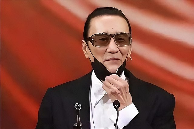 谢婷婷最大靠山曝光了，不是狄波拉也不是谢霆锋，竟是一个圈外人 - 24