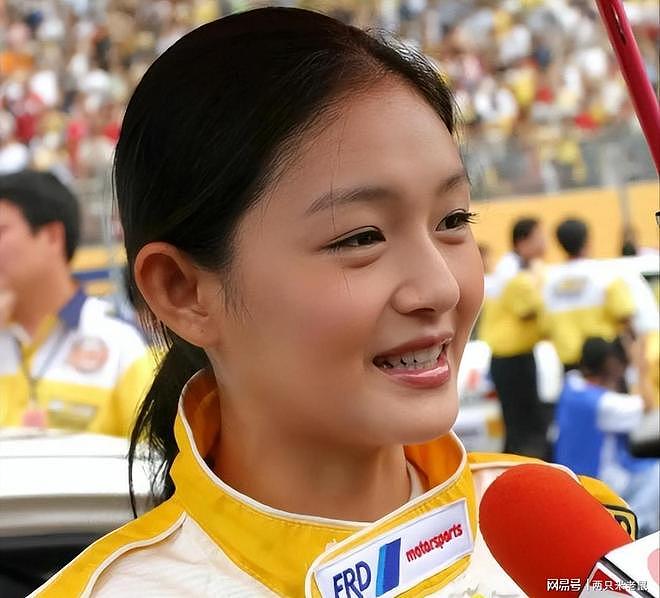 汪小菲证实:大S豪宅过户具俊晔子女,涉418万税务 - 14