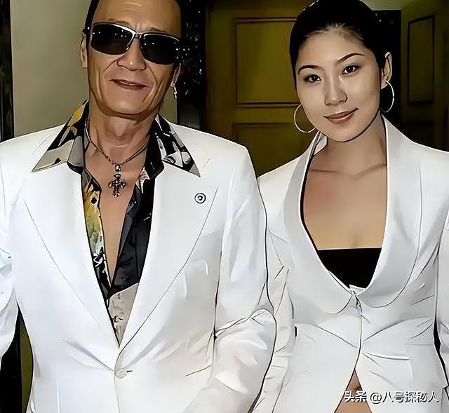 Coco再度悼念谢贤情绪失控，掩面痛哭恭敬鞠躬，自曝吃不下东西（组图） - 13